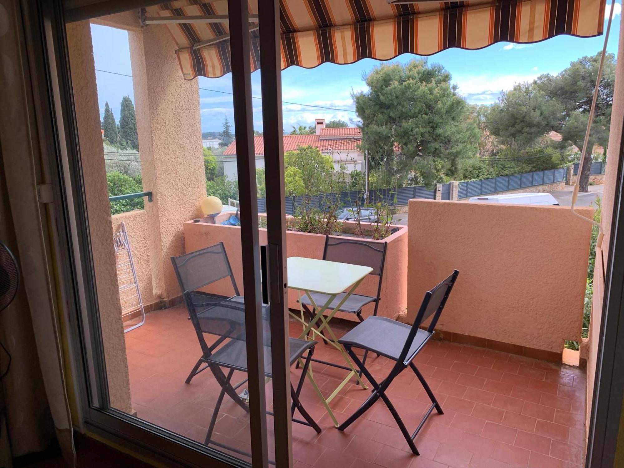 Apartment Dans Privee Avec Piscine